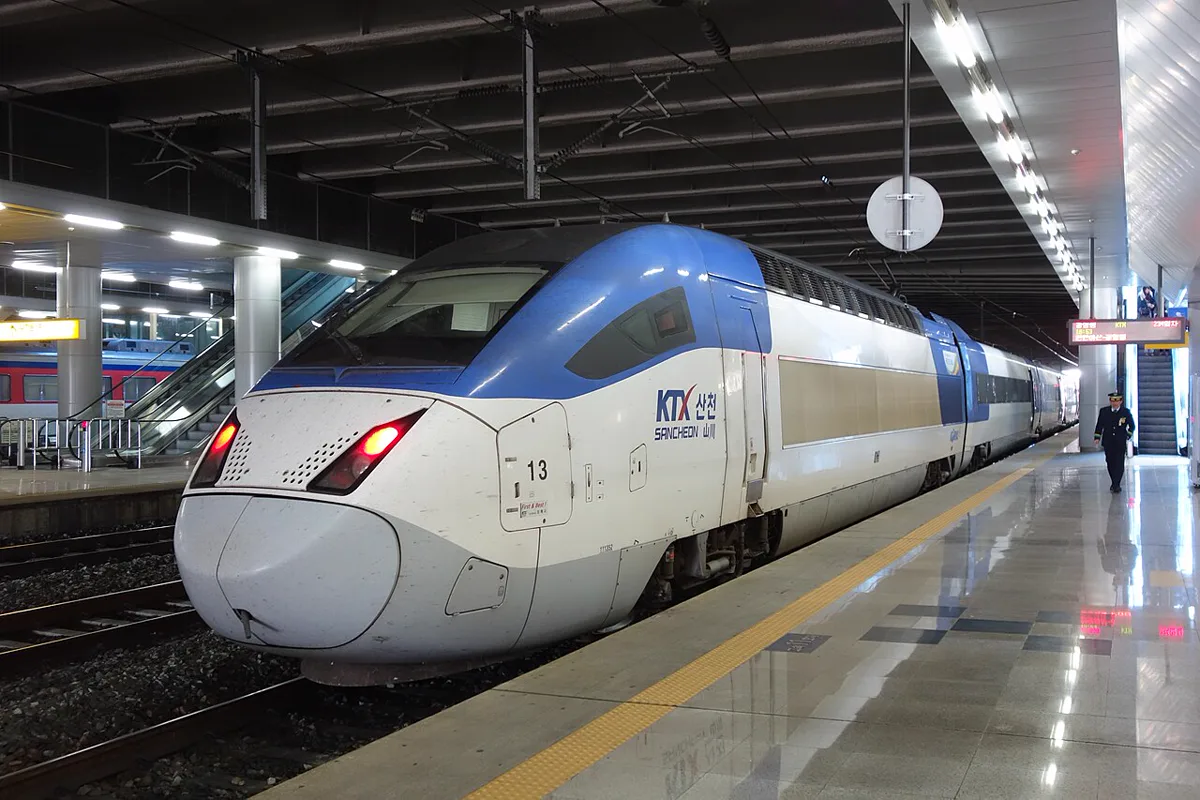 【2026年最新】KTXでソウル⇔釜山|予約方法・乗り方・料金と所要時間、水西(スソ)発との違い