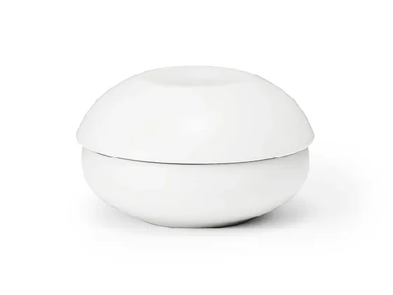 ふた付きの白い小さな器、ウォルベクの小皿