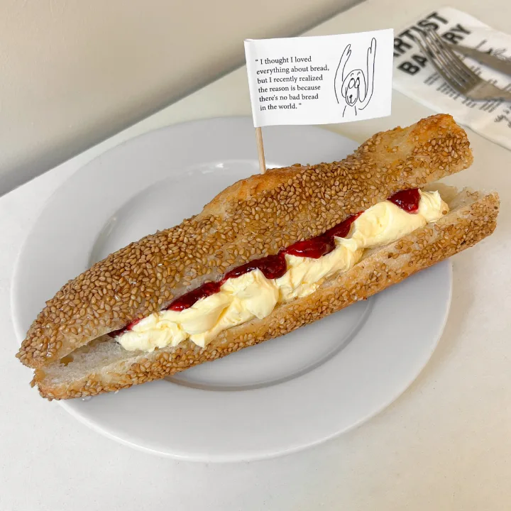 ラズベリーバター・ゴマバゲットサンド