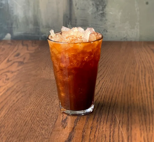 氷がぎっしり入ったアイスコーヒー
