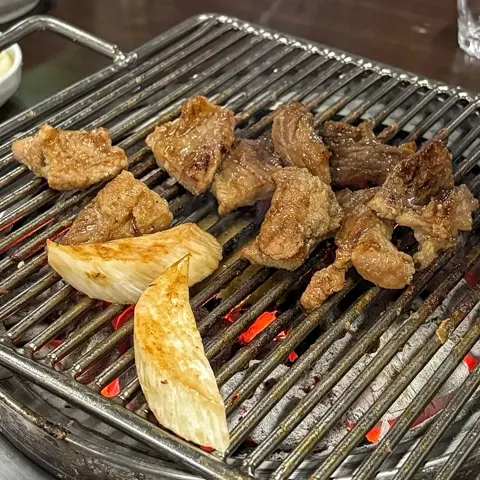 プイル炭火カルビ