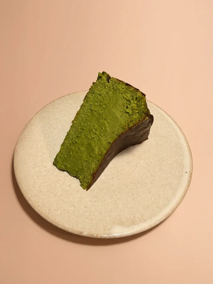 抹茶バスクチーズケーキ
