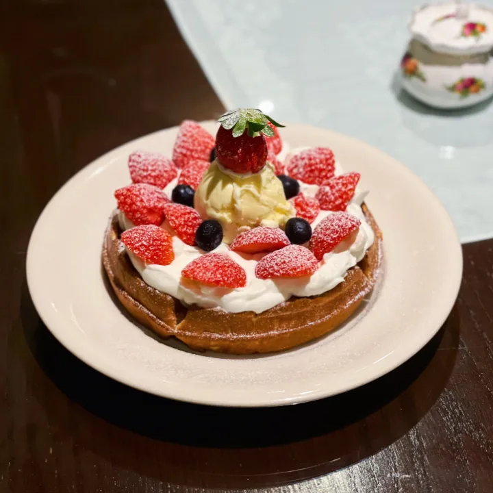 いちごワッフル