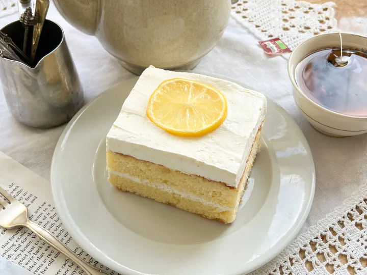 ジューシーレモンケーキ