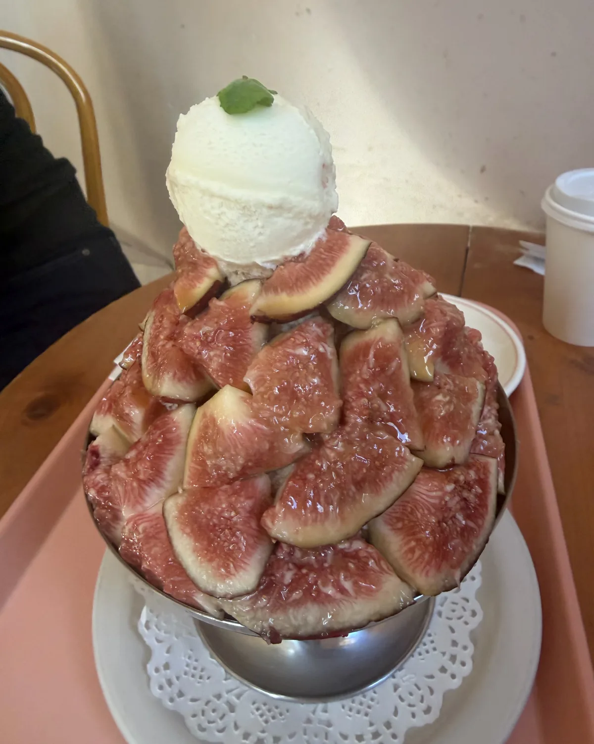 Cafe Pepper — いちじくが重なるかき氷