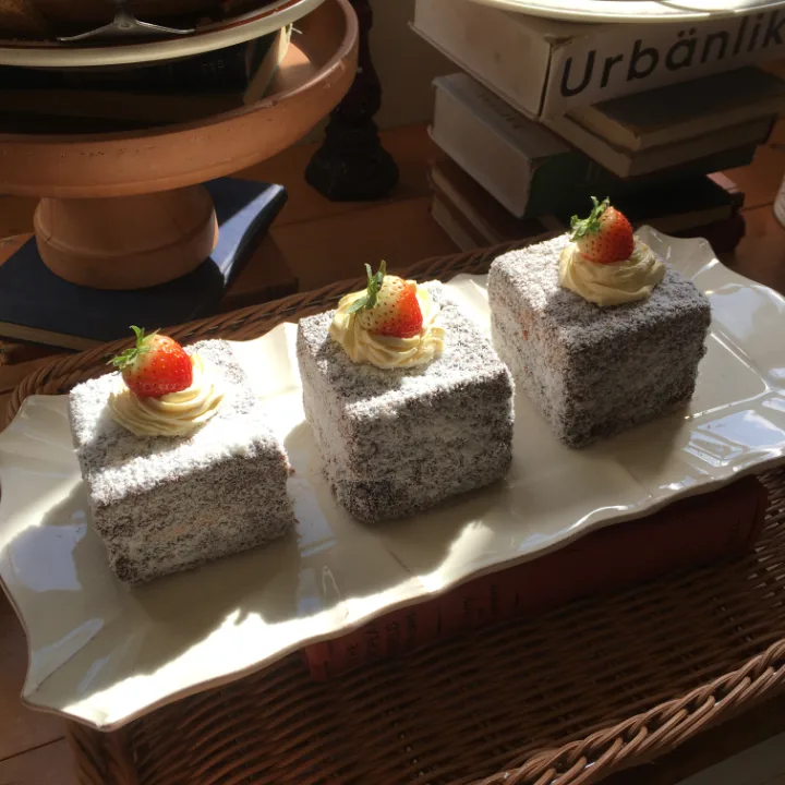 ラミントンケーキ