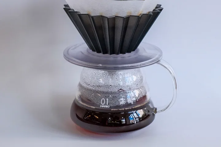 ドリッパーで淹れるコーヒー
