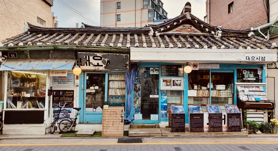 テオ書店