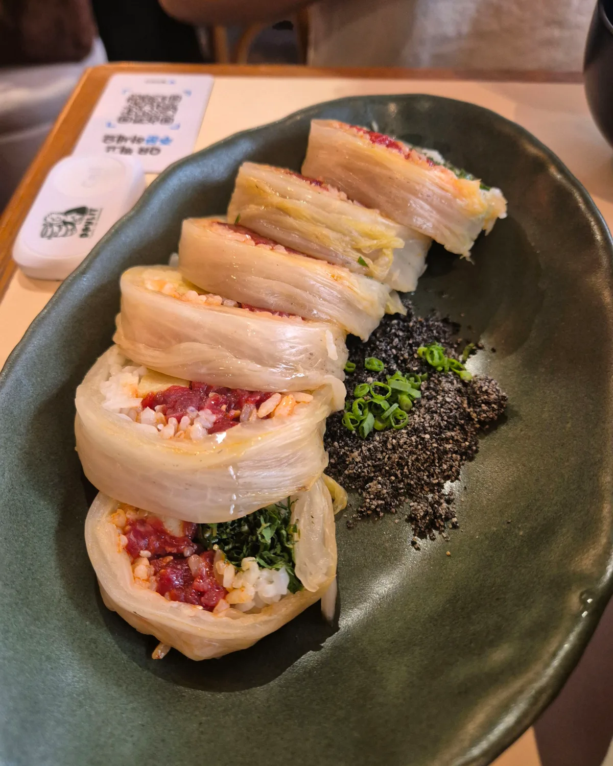 白菜で巻いた牛肉とご飯