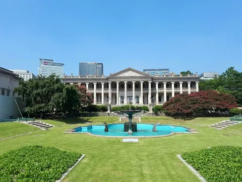 徳寿宮