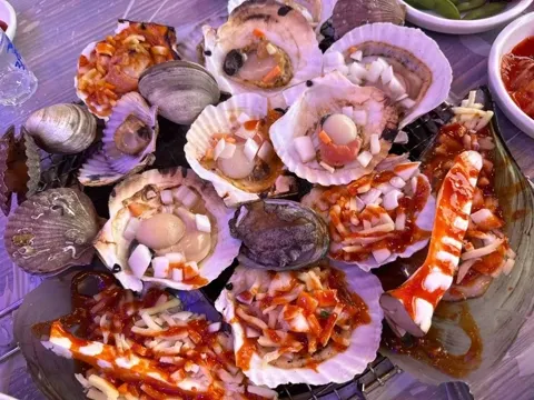 トヒネ貝焼き