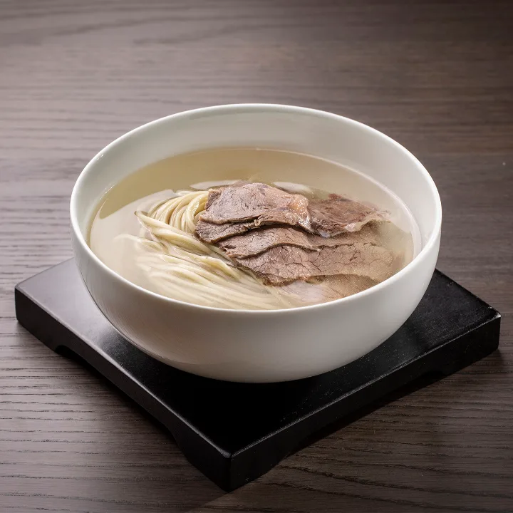 澄んだ自家製麺コムタン