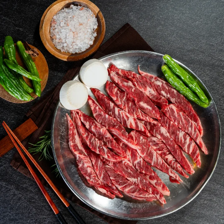 生牛カルビ肉の盛り合わせ（400g）