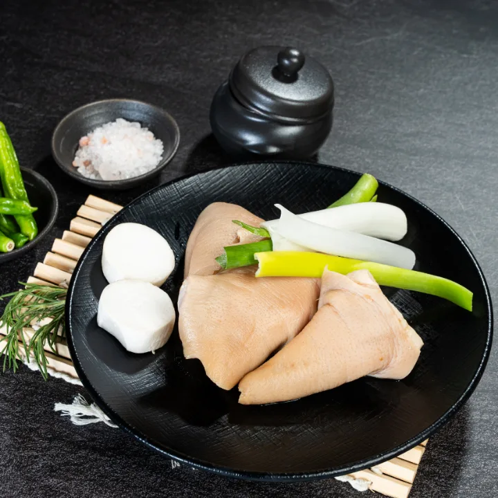 韓国産豚のテール足（180g）