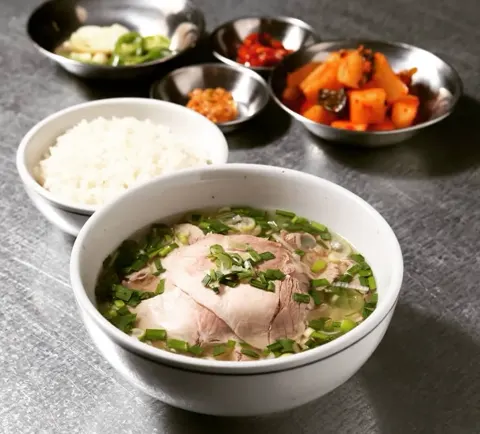 光化門クッパ 本店