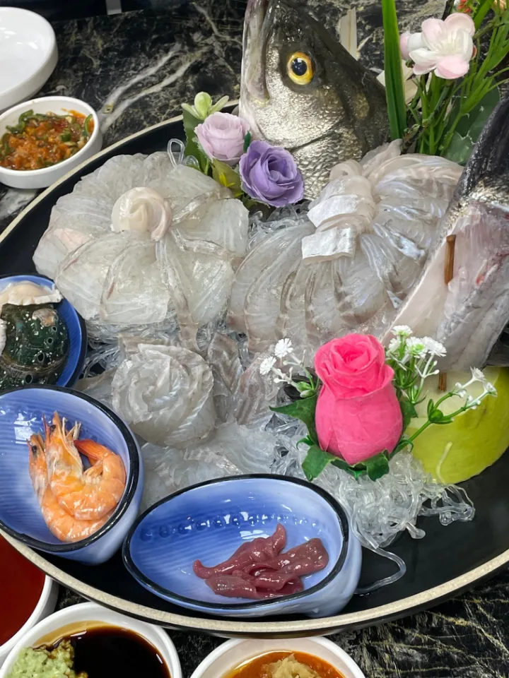 スズキの刺身