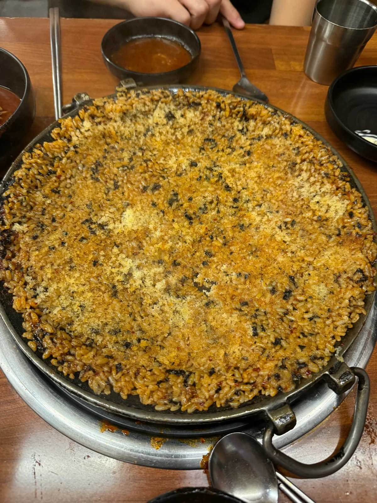 鉄板いっぱいの炒めご飯