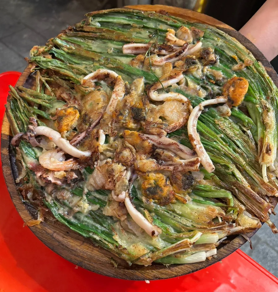長ネギと海鮮を焼いたチヂミ