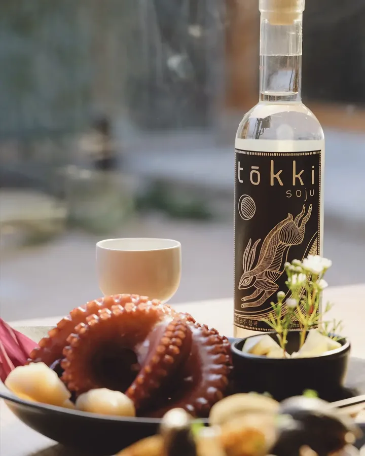 トッキ焼酎（40％・375ml）