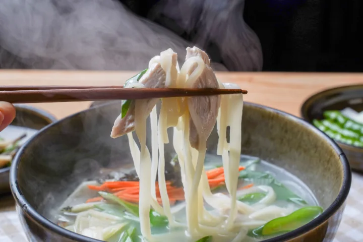 鶏カルグクス