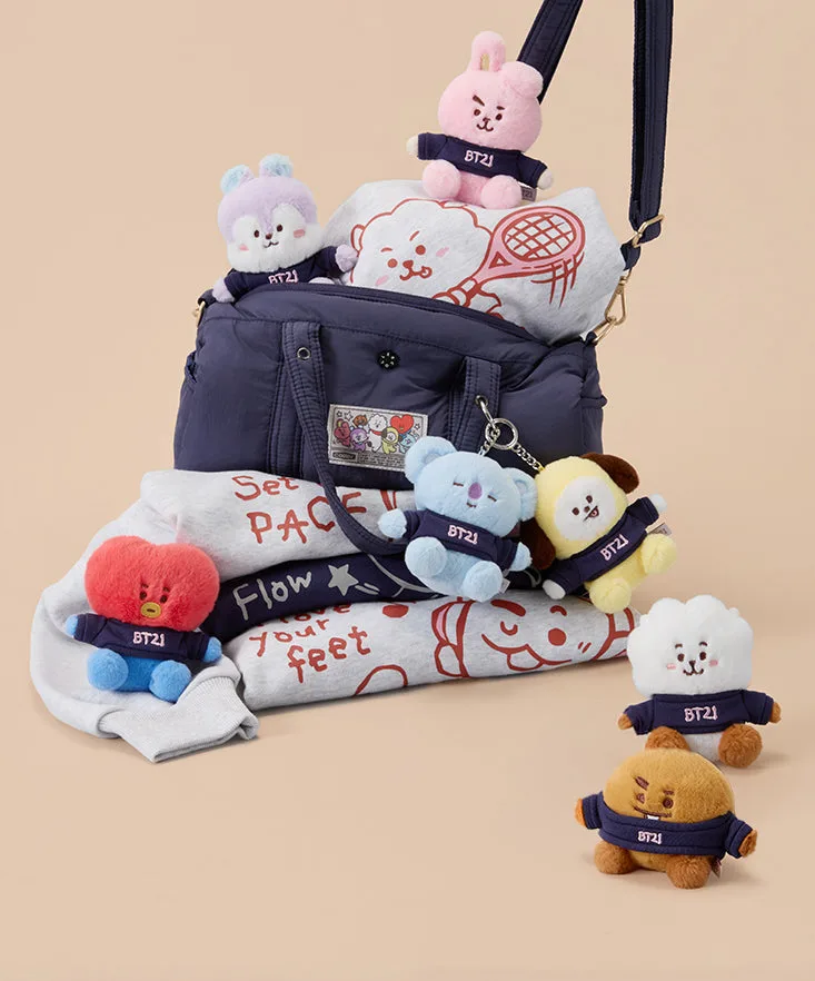 LINE FRIENDS SQUARE 明洞店 — 紺の服を着たBT21人形
