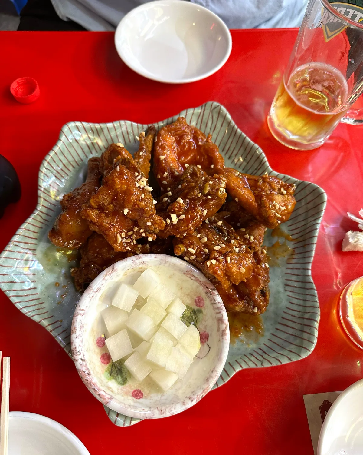 満船HOF 本店 — 大根を添えた甘辛チキン
