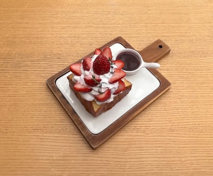 ストロベリーブレッド