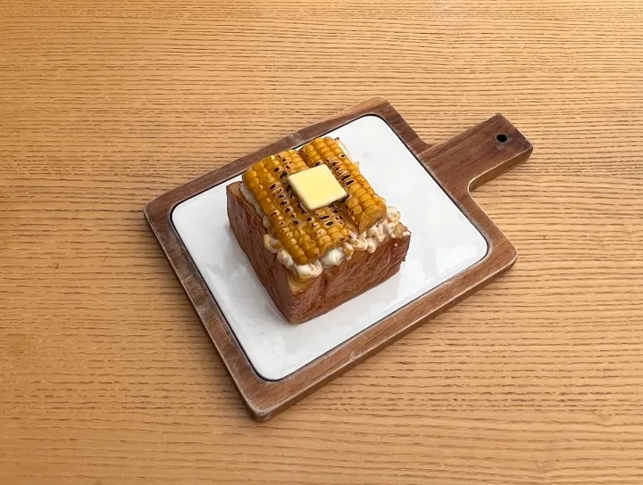 コーンマヨブレッド