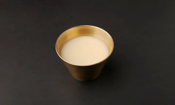 モッミョクサン・マッコリ（140ml・アルコール9％）