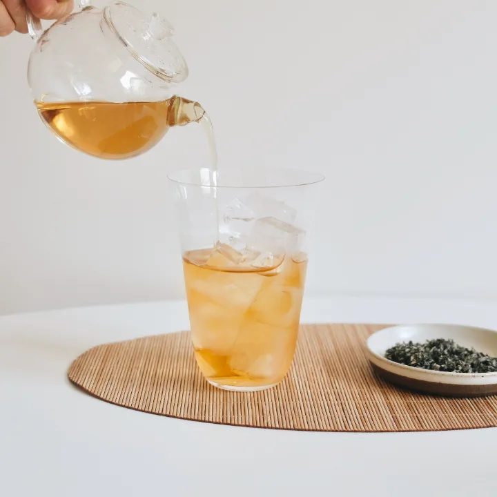 早春のヨモギ茶
