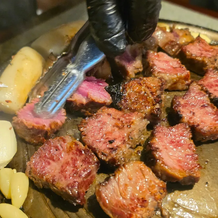 とろけるような霜降り肉の断面