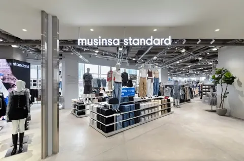 MUSINSA メガストア 聖水店