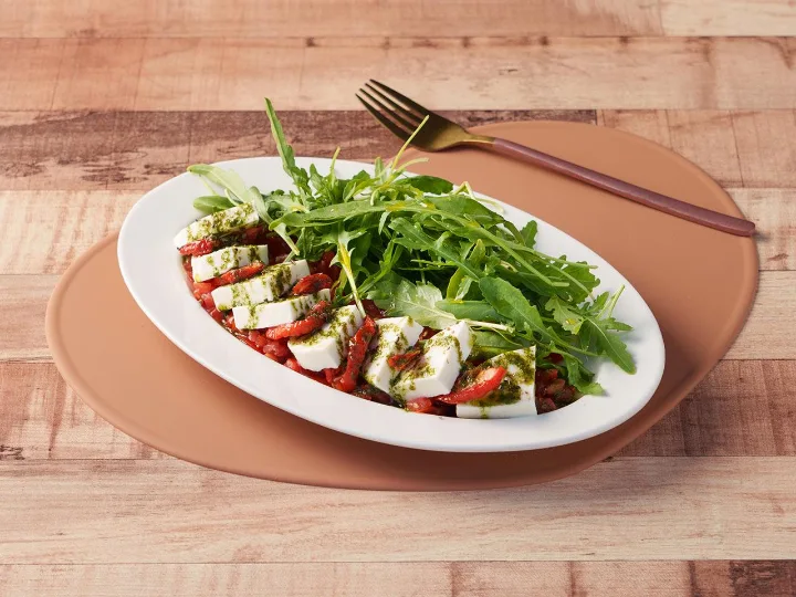 カプレーゼサラダ CAPRESE