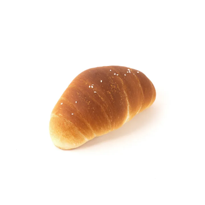 白い背景に置かれたロールパン