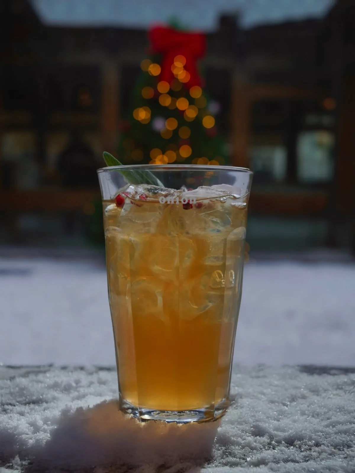 cafe onion 聖水店 — 雪上の琥珀色アイスドリンク