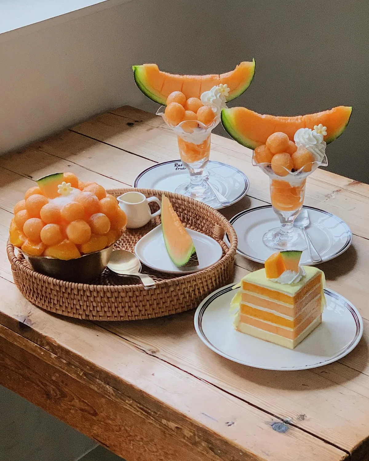 RAFRE FRUIT 聖水店 — メロンを使ったデザート四品