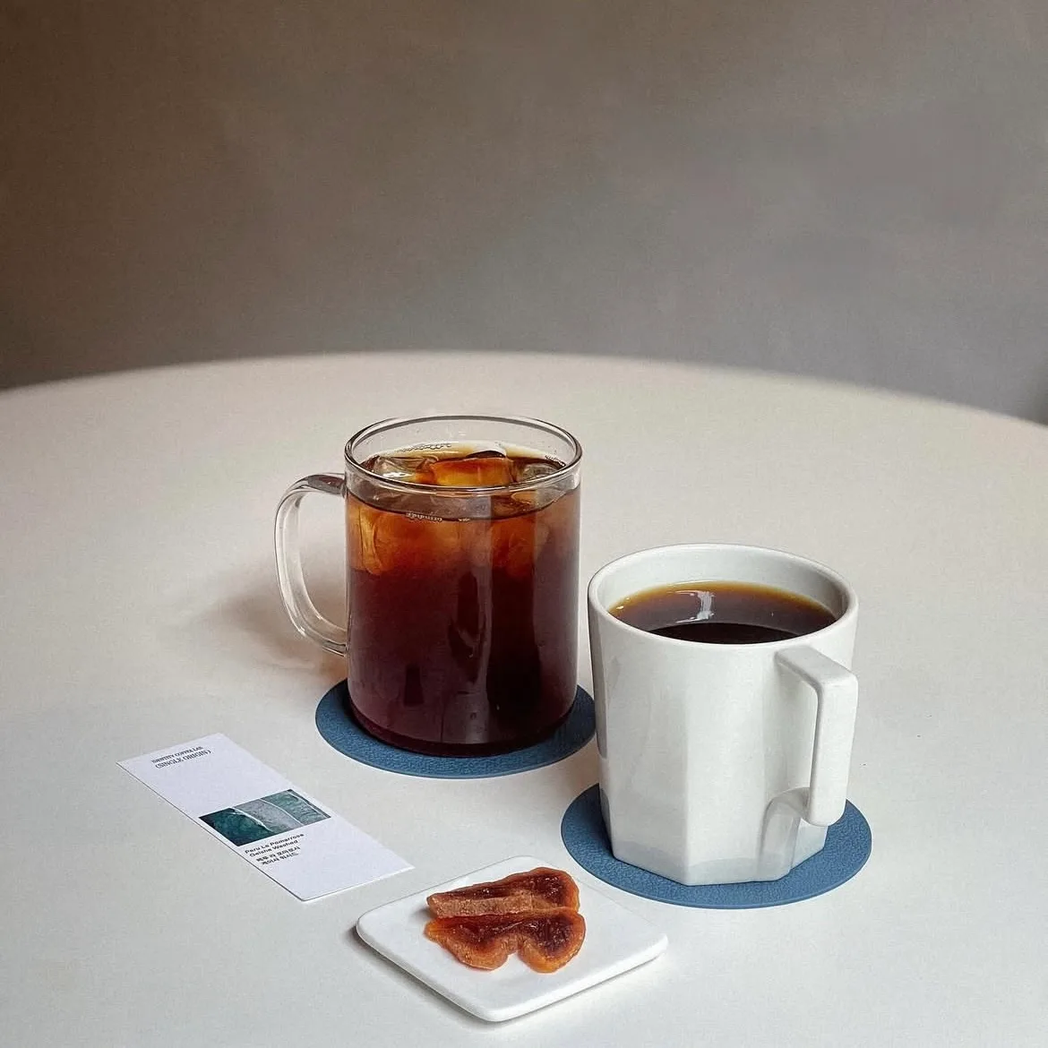 TEUMARI — アイスとホットのドリップコーヒー
