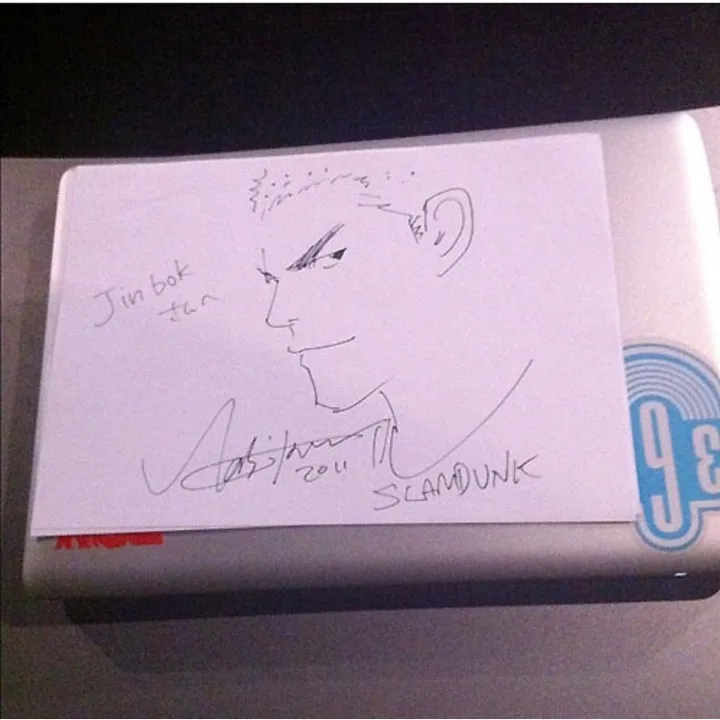 「SLAMDUNK」と書き添えられたサイン入りイラスト（店の公式Instagramより）