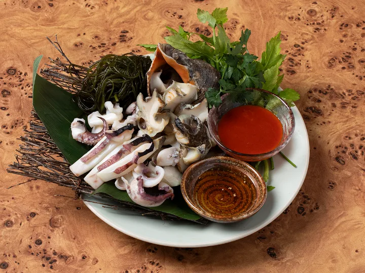 季節の魚介湯引き盛り