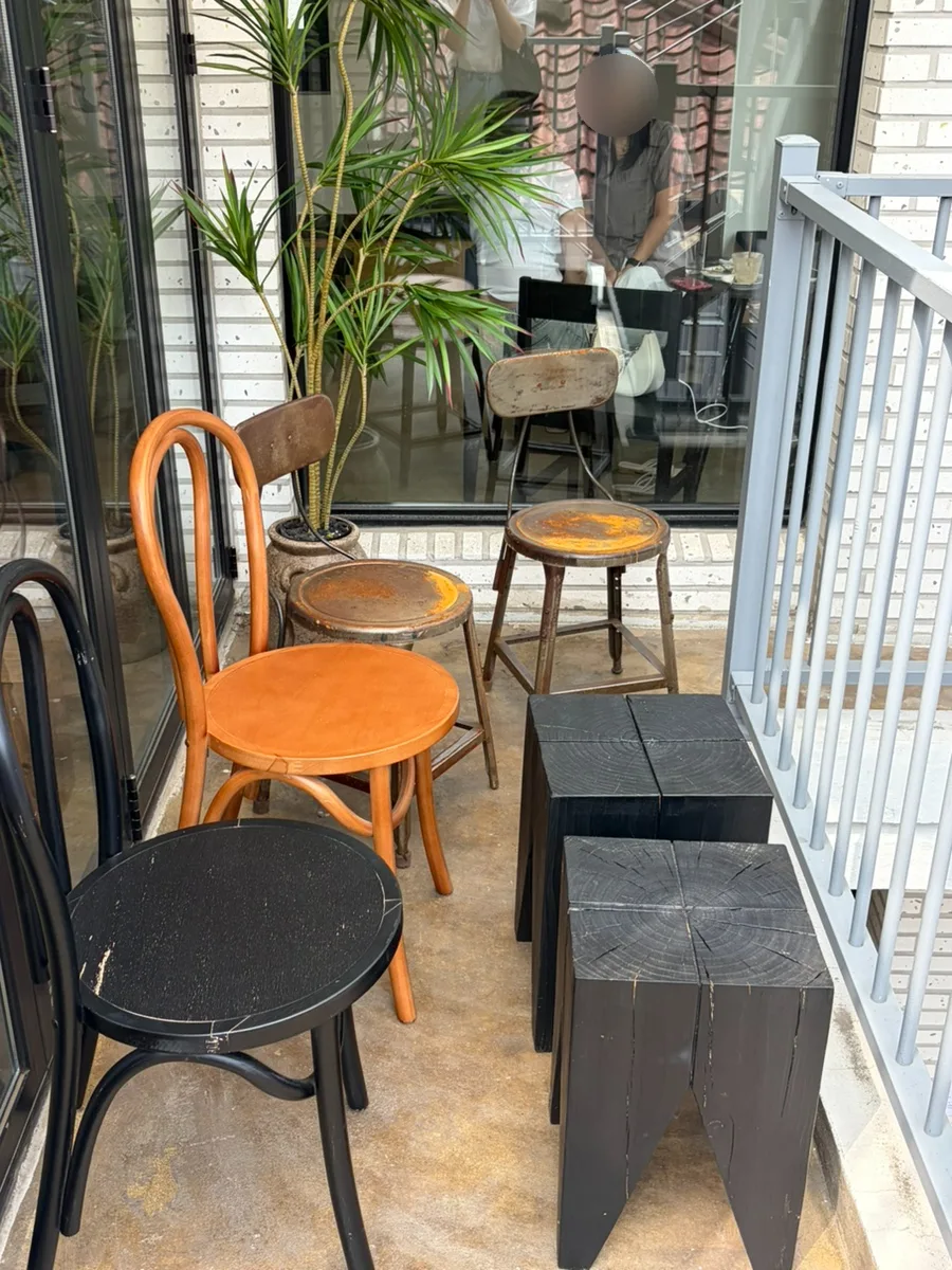 2階の屋外テラス席