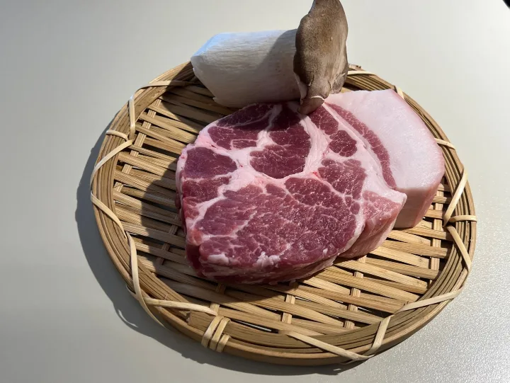 済州産黒豚のモクサル（300g・2人前）