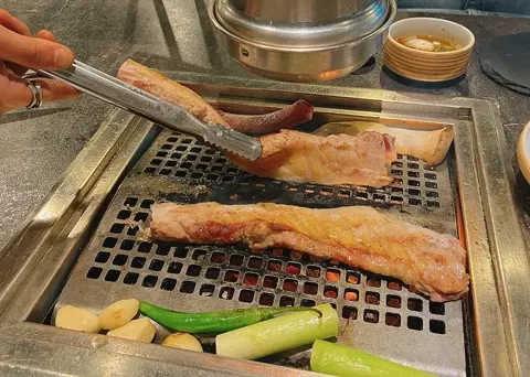 ホンデユクジ
